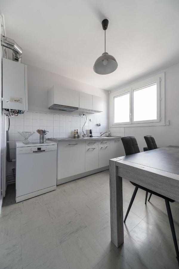 Le Raymond - Appartement Proche Du Centre Sportif, Des Rives De L'Allier Et Du Centre-Ville - Parking Vichy Luaran gambar